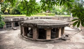 pataleshwar-cave-temple